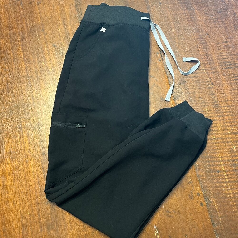 FIGS Black HW Zamora Jogger (M/T)